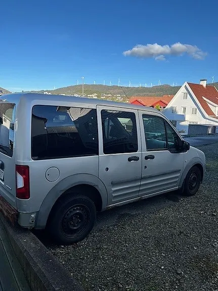 Ford Tourneo Connect 2010 photo 5