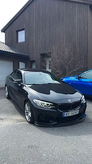 BMW 220I
