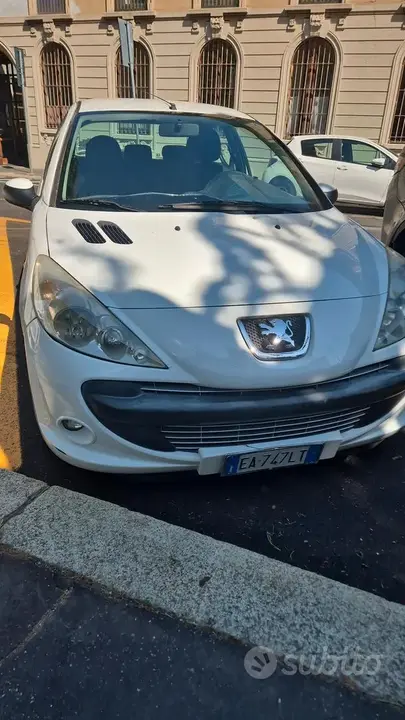 Peugeot 206 2010 photo 2