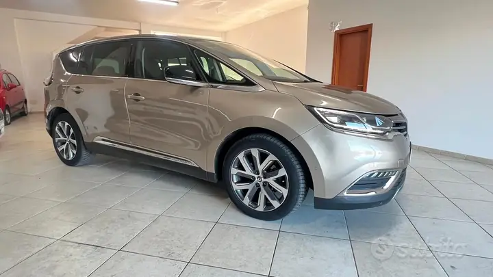 Renault Espace 2015 photo 4