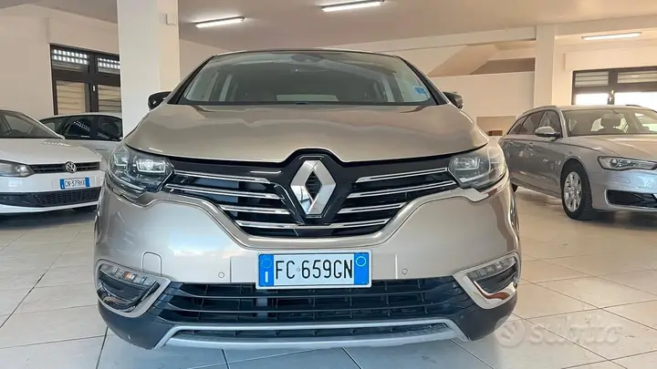 Renault Espace 2015 photo 3