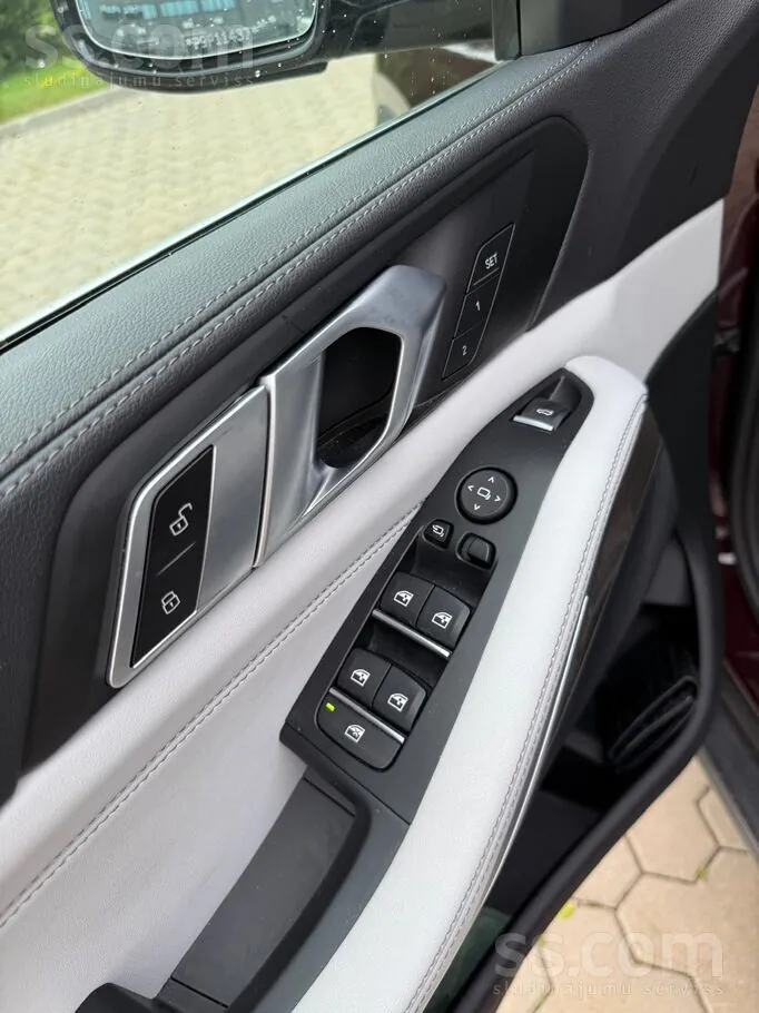 BMW X5 2023 photo 5