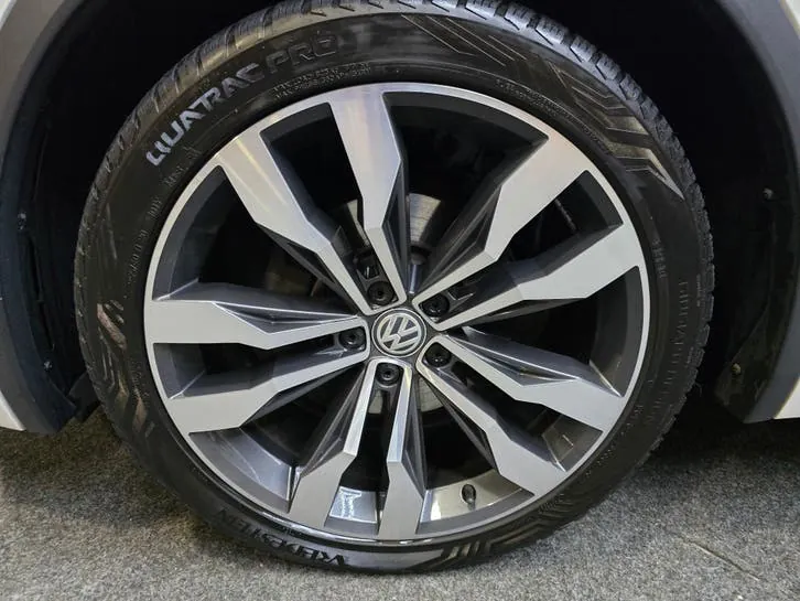 Volkswagen Tiguan 2019 photo 2