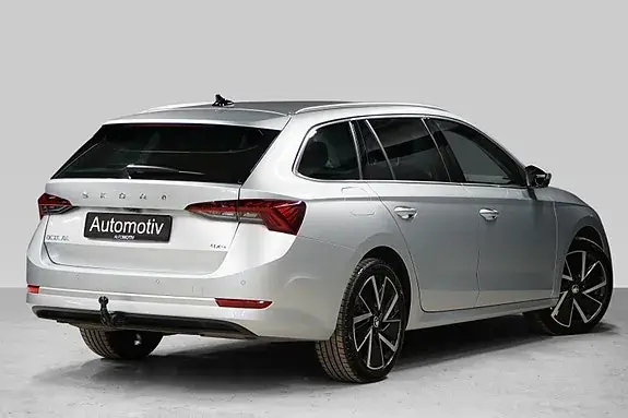 Skoda Octavia 2021 photo 5