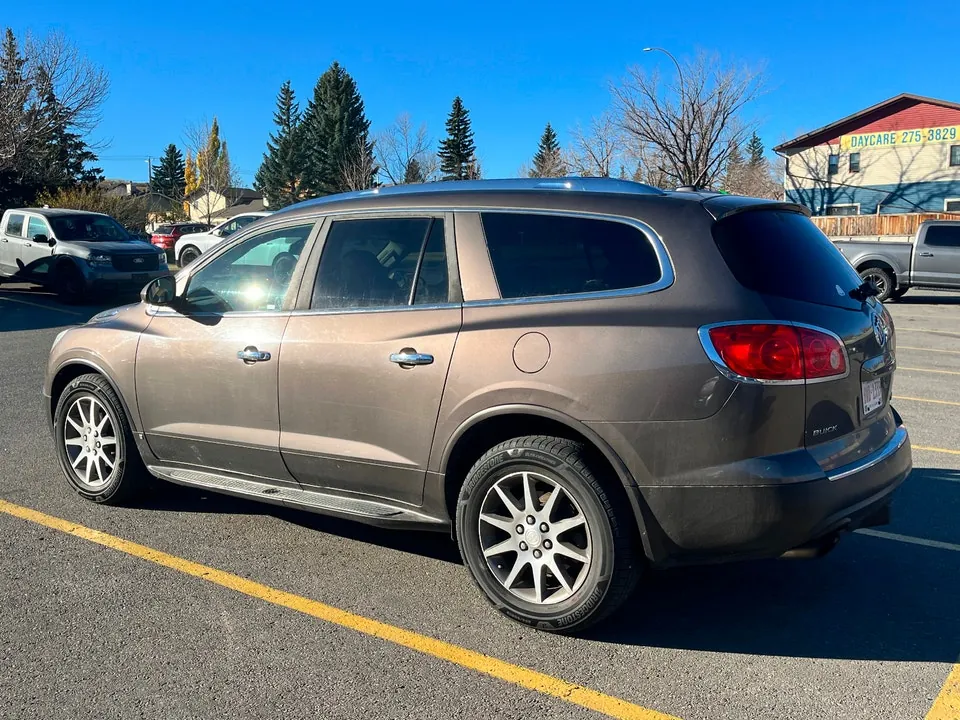 Buick Enclave 2010 photo 5