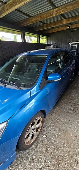 Ford Focus 2010 photo 2