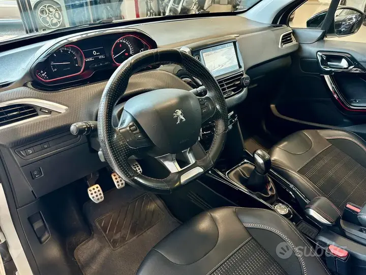 Peugeot 2008 2019 photo 2