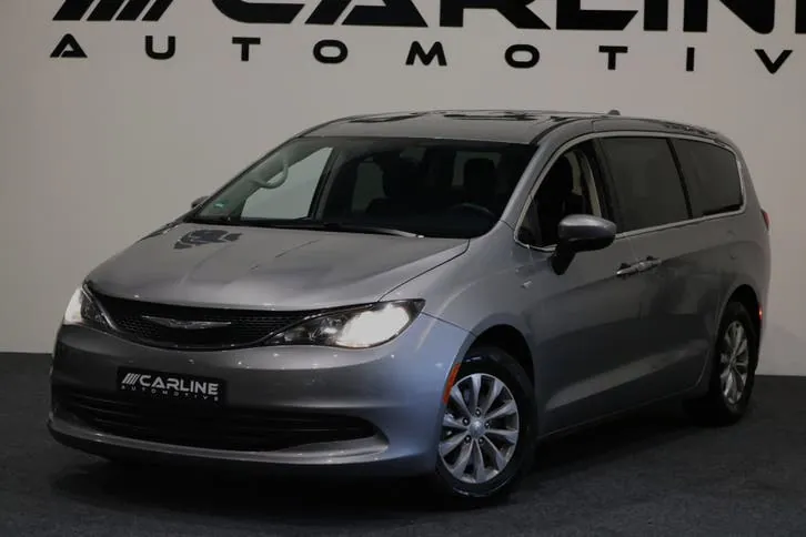 Chrysler Pacifica 2017 photo 3