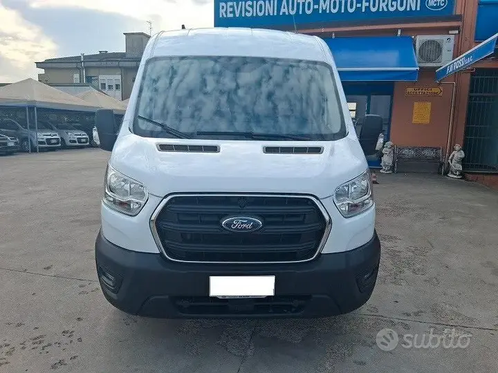 Ford Transit 2022 photo 2