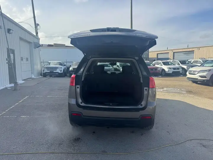 GMC Terrain 2012 photo 4