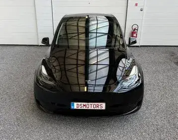 Tesla Model Y 2024 photo 3