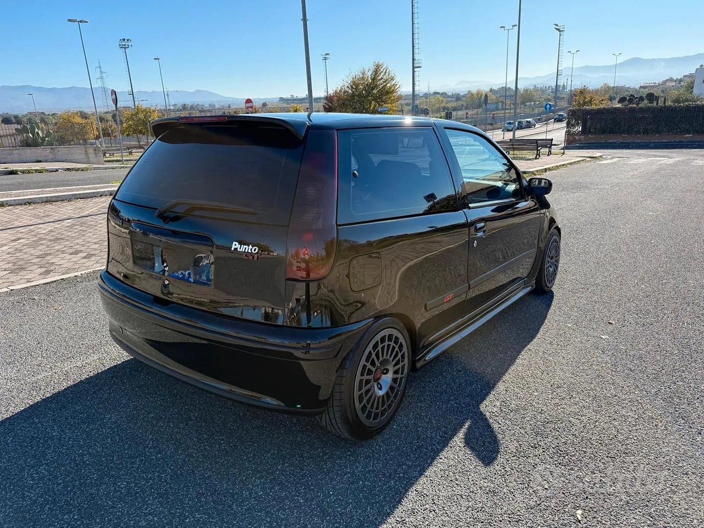 Fiat Punto 1998 photo 4
