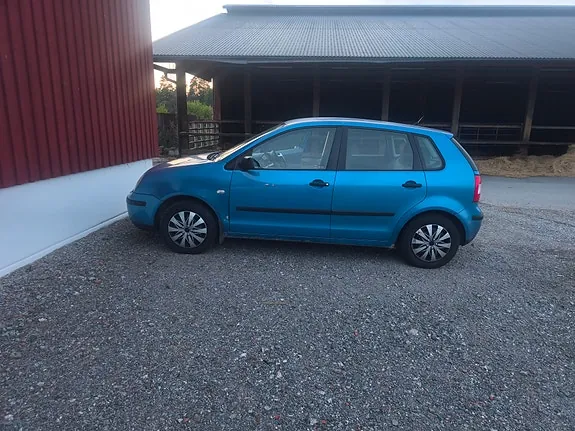 Volkswagen Polo 2004 photo 3