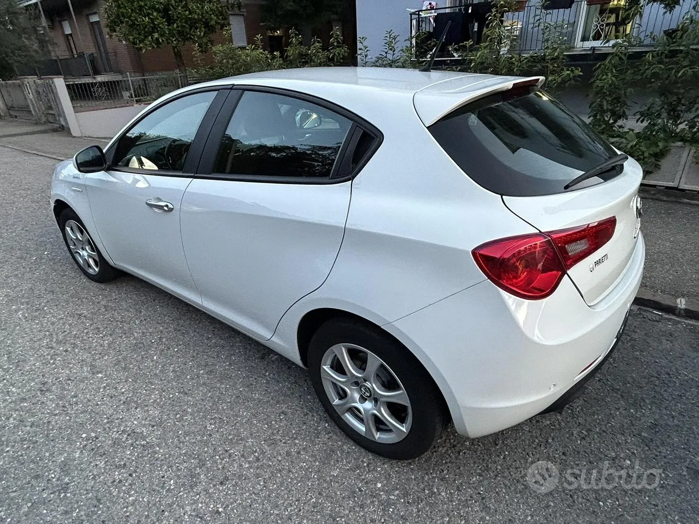 Alfa Romeo Giulietta 2013 photo 4