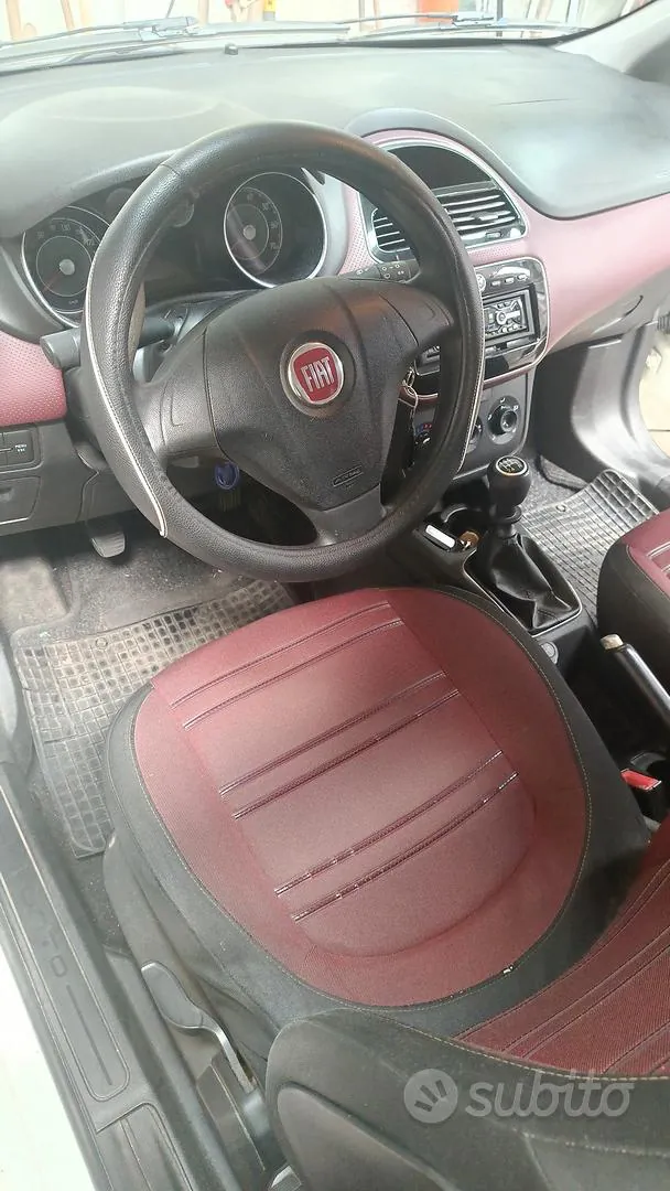 Fiat Punto Evo 2010 photo 3