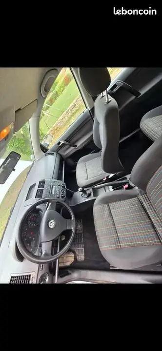 Volkswagen Polo 2009 photo 3