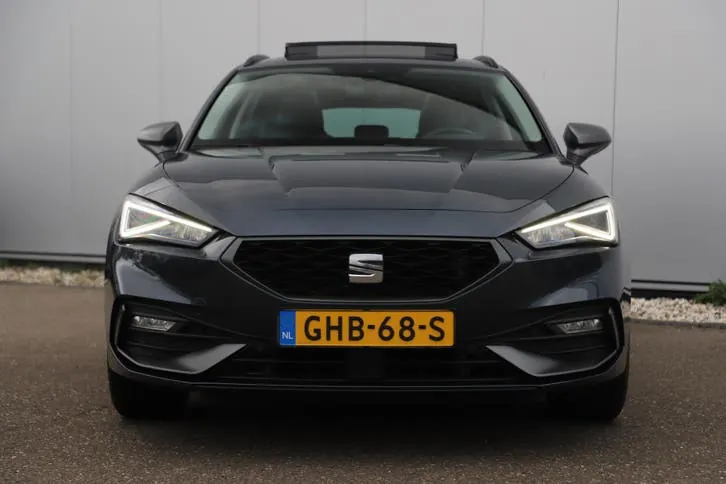 Seat Leon 2021 photo 2