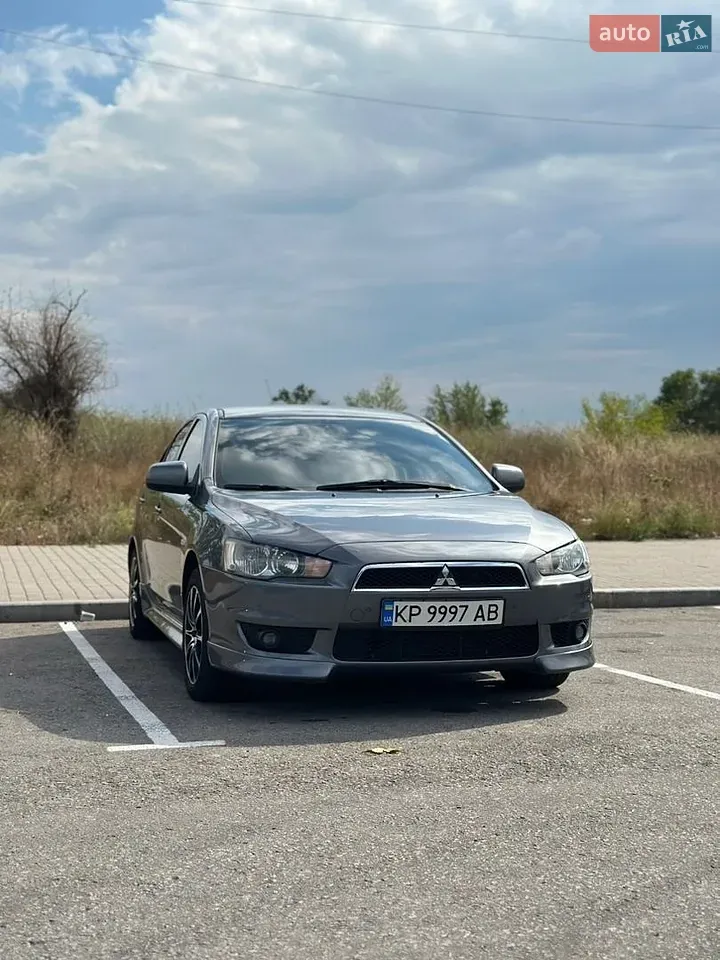 Mitsubishi Lancer