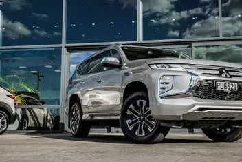 Mitsubishi Pajero Sport 2023 photo 5