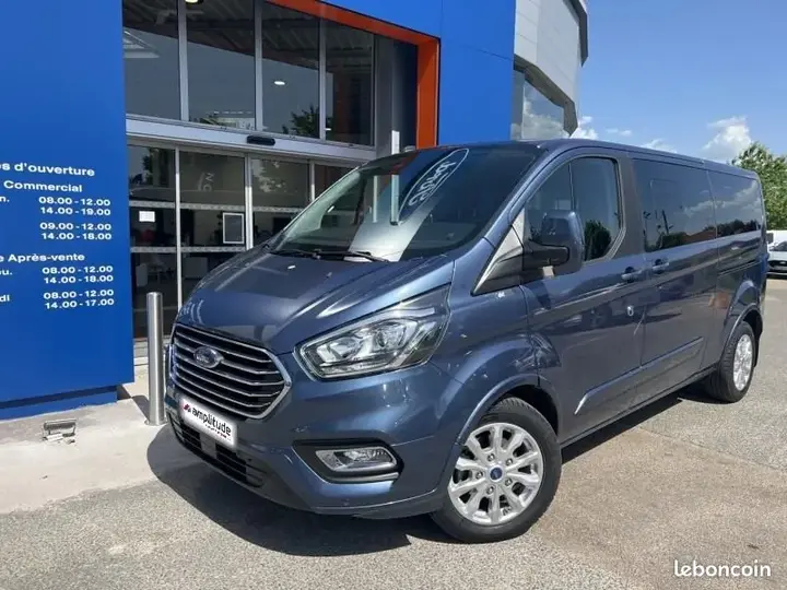 Ford Tourneo Custom