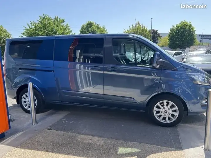 Ford Tourneo Custom 2023 photo 4