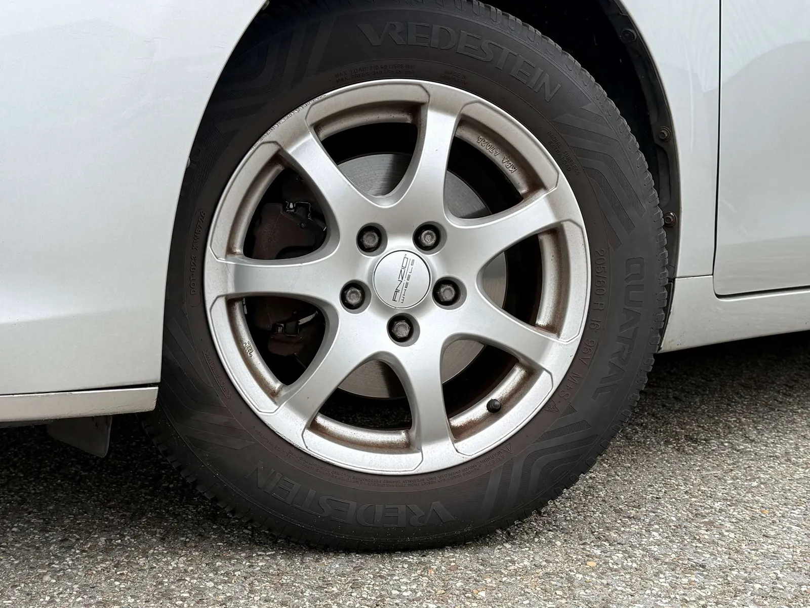 Toyota Verso 2009 photo 3