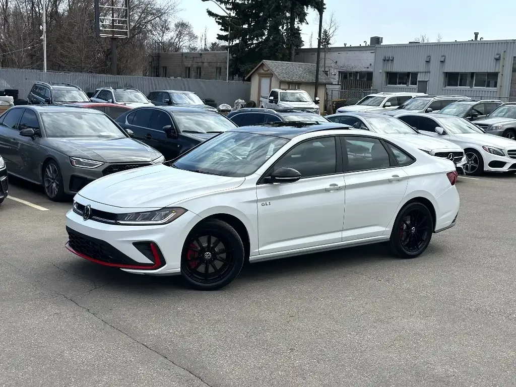 Volkswagen Jetta 2025 photo 2