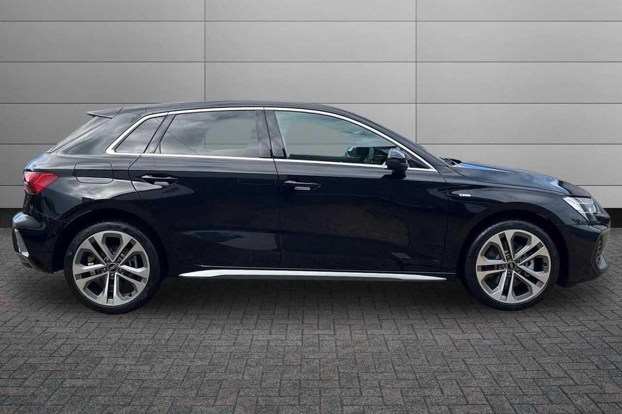 Audi A3 Sportback photo 5