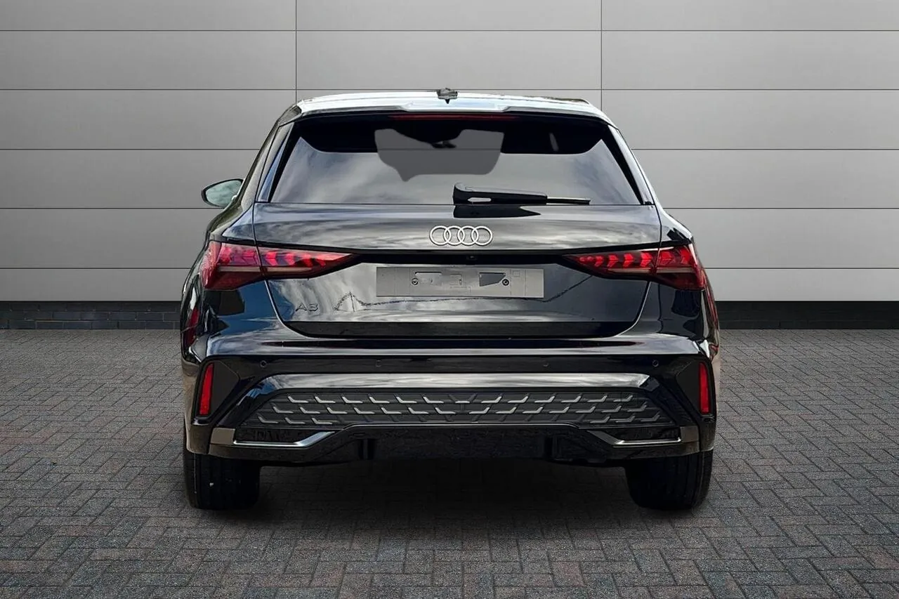 Audi A3 Sportback photo 4