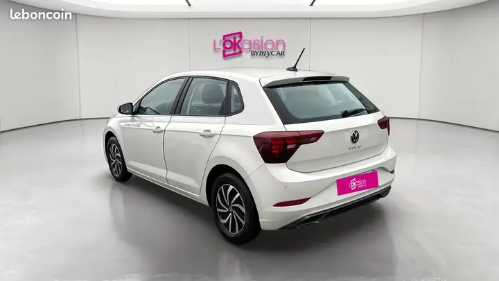 Volkswagen Polo 2023 photo 3