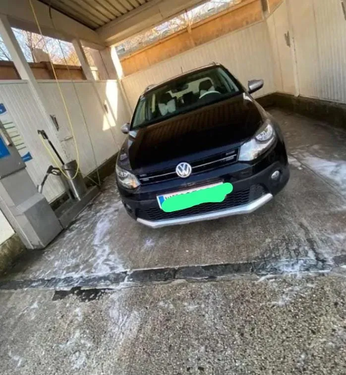 Volkswagen Cross Polo