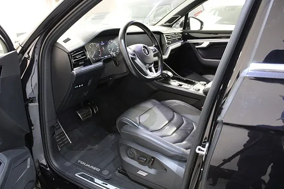 Volkswagen Touareg 2018 photo 5