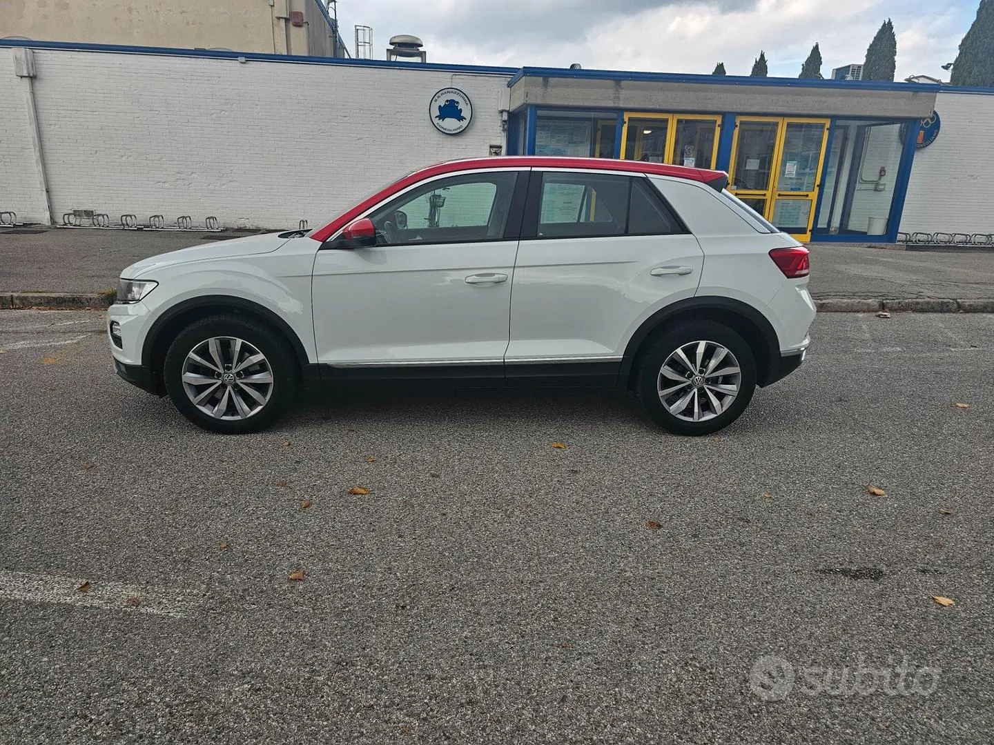 Volkswagen T-Roc 2018 photo 2