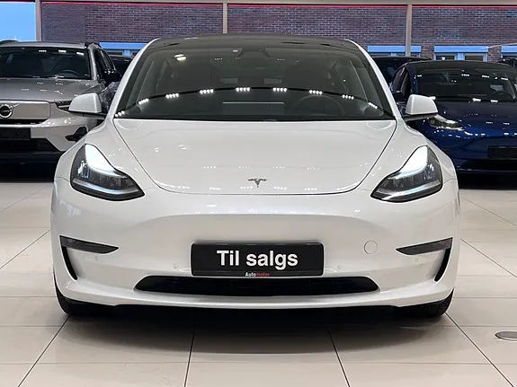 Tesla Model 3 2021 photo 3