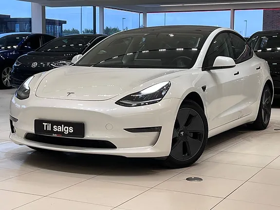 Tesla Model 3 2021 photo 2