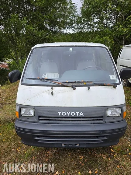 Toyota Hiace 1993 photo 3