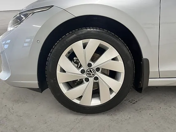 Volkswagen Golf I 2025 photo 4