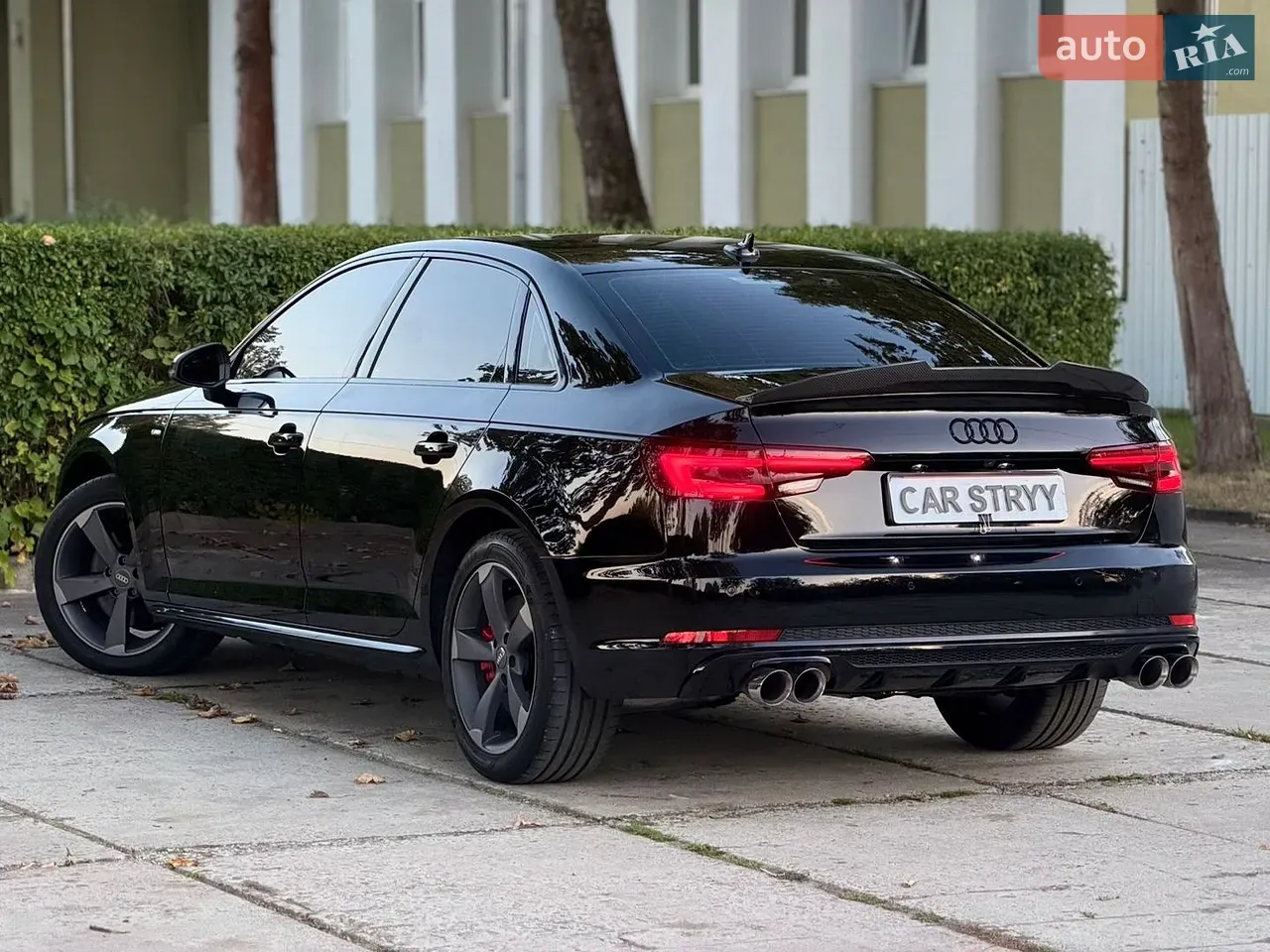 Audi A4 2018 photo 3