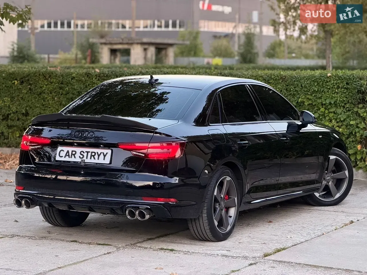 Audi A4 2018 photo 4