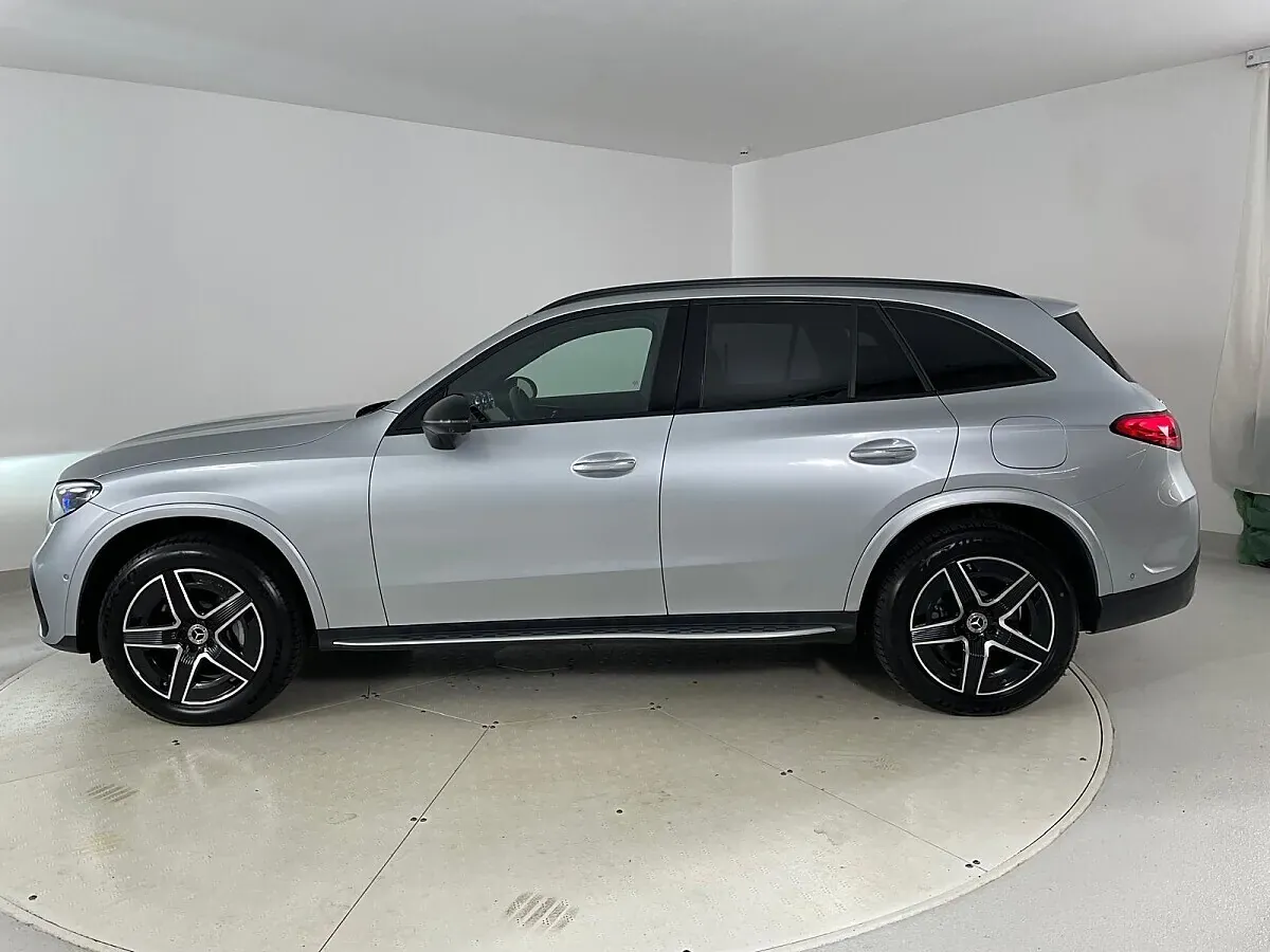 Mercedes-Benz Glc-Class 2024 photo 3