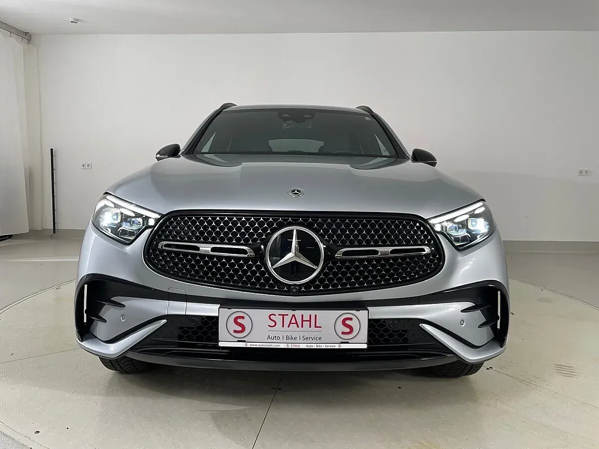 Mercedes-Benz Glc-Class 2024 photo 2