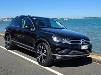 Volkswagen Touareg 2015 photo 2