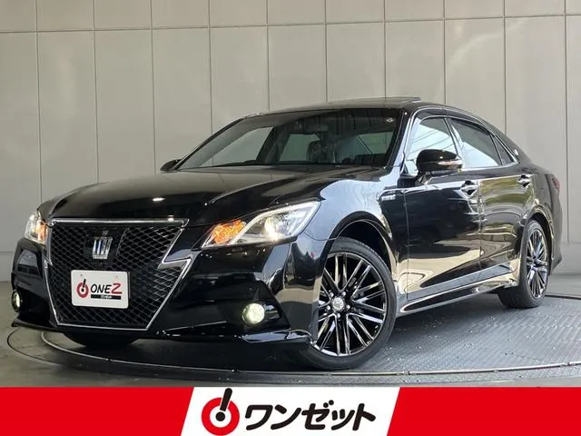 Toyota Crown Athlete Hybrid