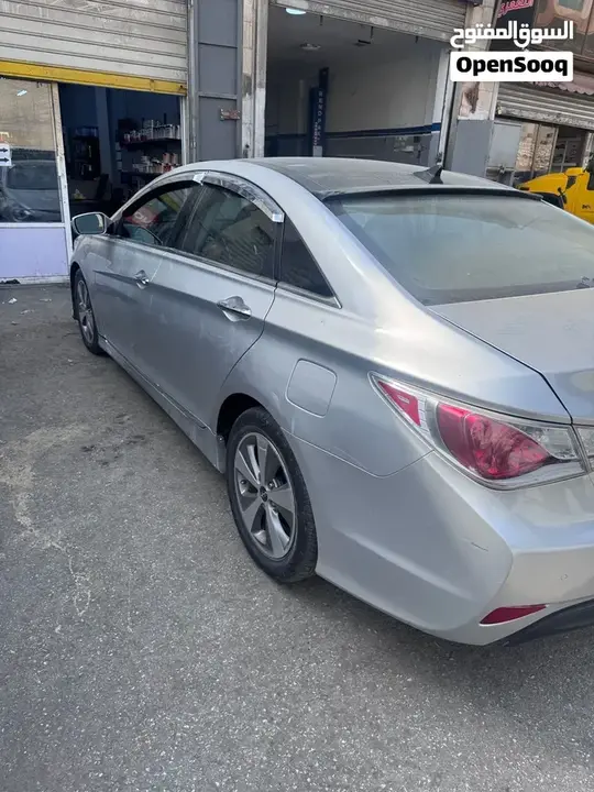 Hyundai Sonata 2011 photo 3