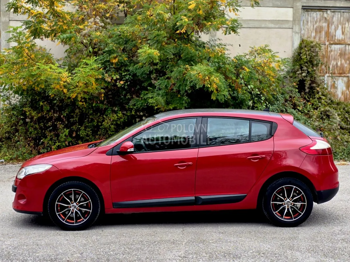 Renault Megane 2009 photo 4