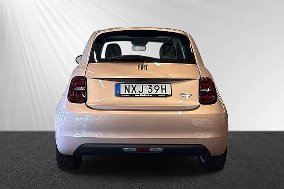 Fiat 500E 2022 photo 2