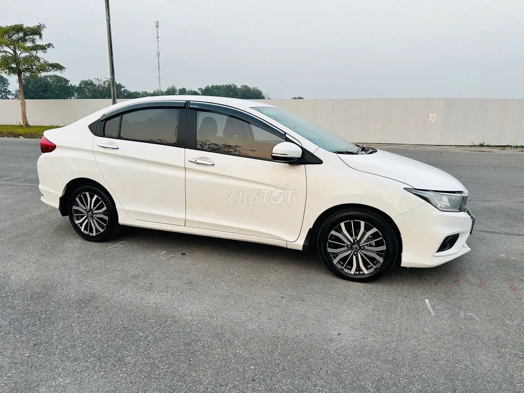 Honda City 2018 photo 4