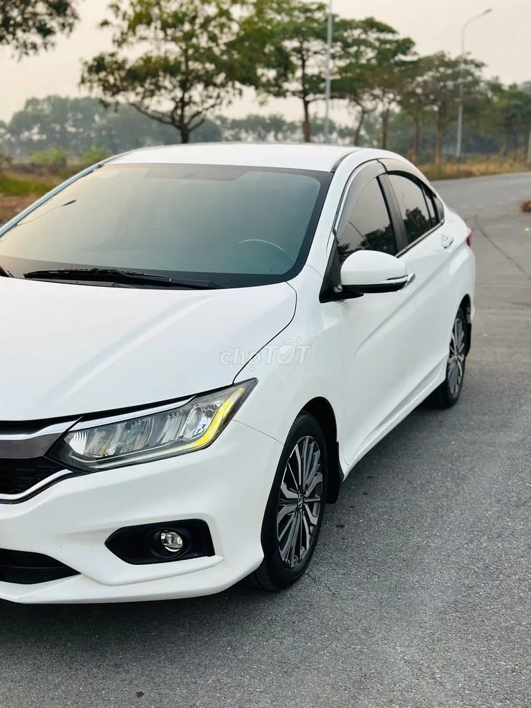 Honda City 2018 photo 3