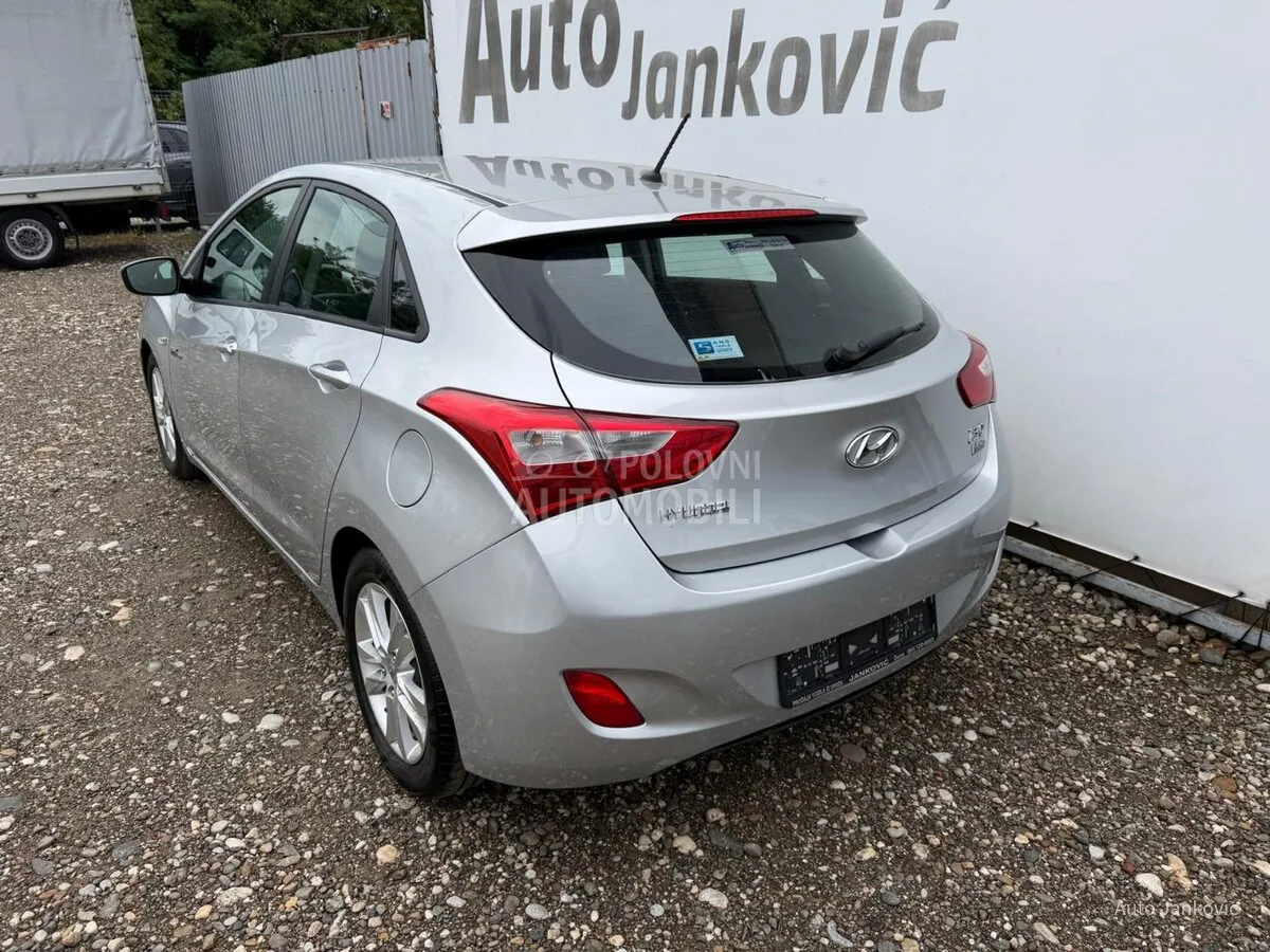 Hyundai I30 2013 photo 2