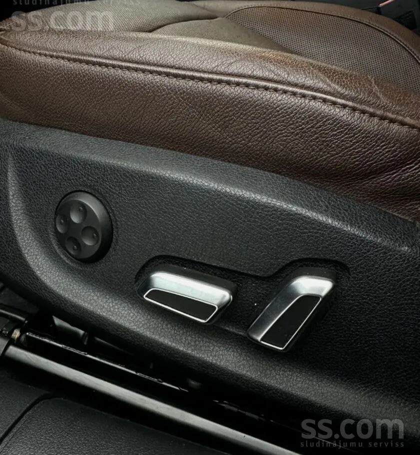 Audi A4 2012 photo 5